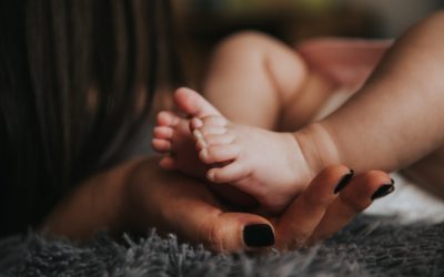 Atelier Yoga postnatal avec bébés – ANNULE